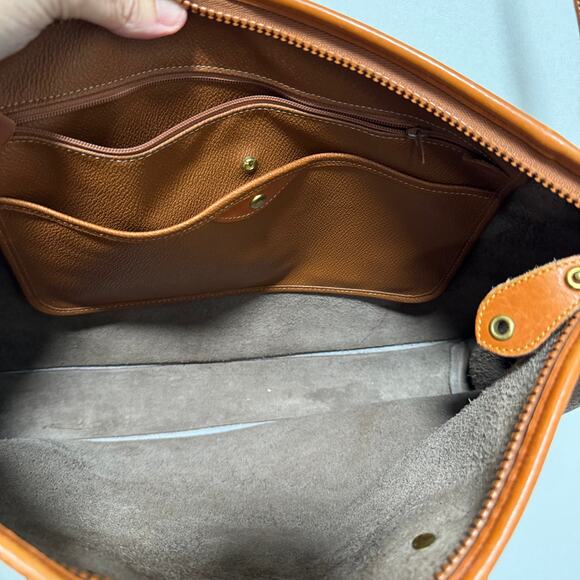 Dooney & Bourke shoulder bag with removable shoulder strap - Picture 6 of 7